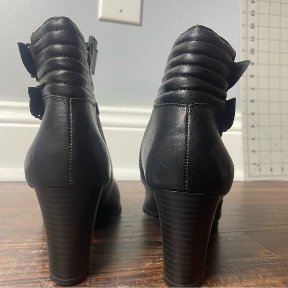 Anne Klein iflex Double Buckle Bootie Side Zip Size 7.5 “Towny” Vegan - Picture 9 of 15